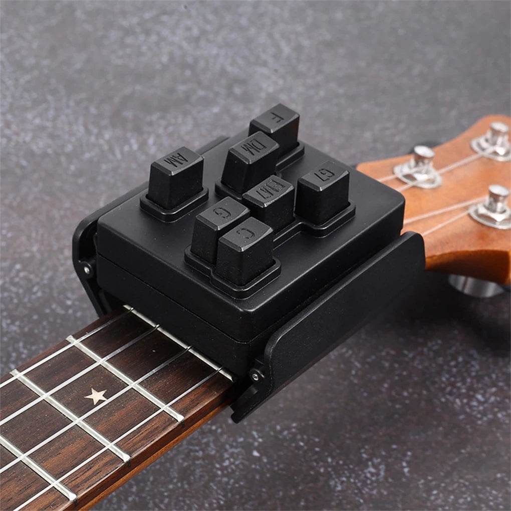 Assistente de Acordes para Ukulele com 7 Botões